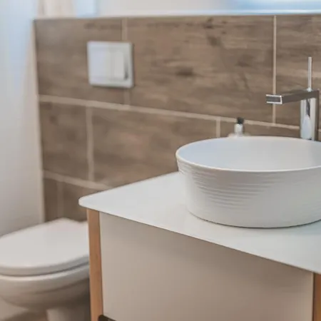 Luxusni Apartman U Petrofa S Vlastnim Parkovacim Mistem Градец-Кралове Экстерьер фото